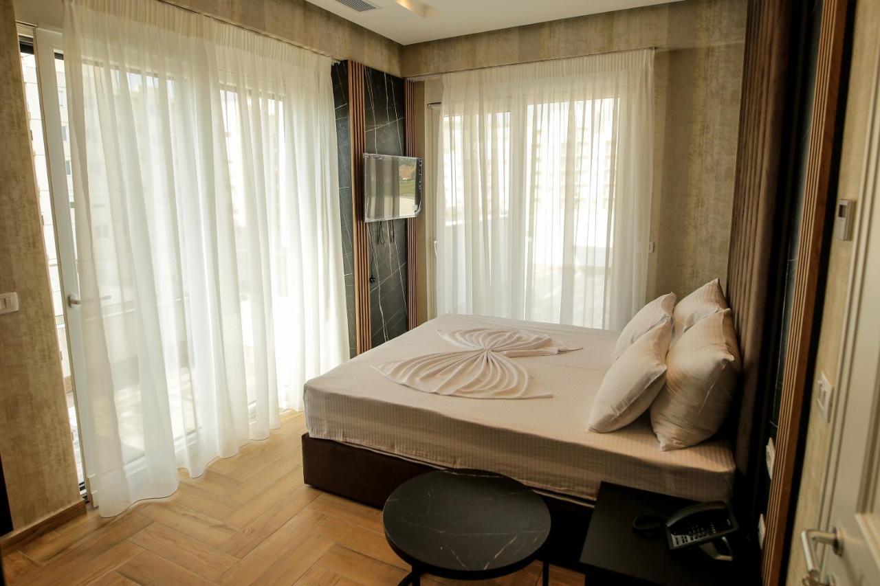 Rozafa Blu Hotel Shëngjin Esterno foto