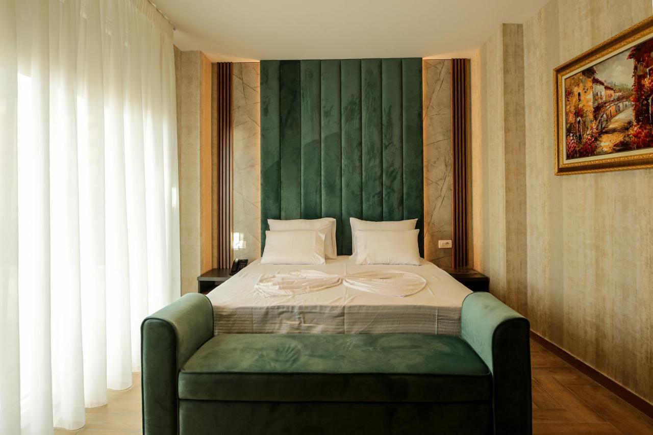 Rozafa Blu Hotel Shëngjin Esterno foto