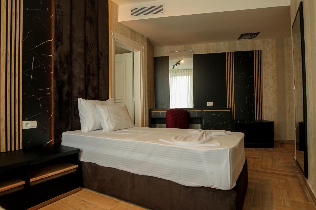 Rozafa Blu Hotel Shëngjin Esterno foto