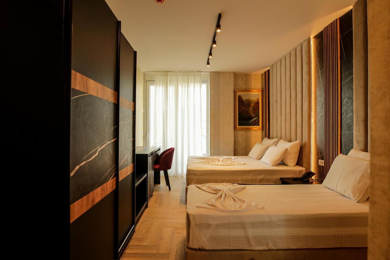 Rozafa Blu Hotel Shëngjin Esterno foto