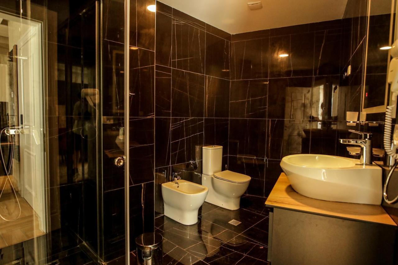 Rozafa Blu Hotel Shëngjin Esterno foto