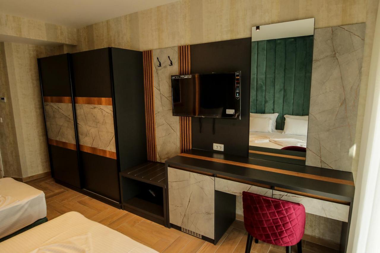 Rozafa Blu Hotel Shëngjin Esterno foto