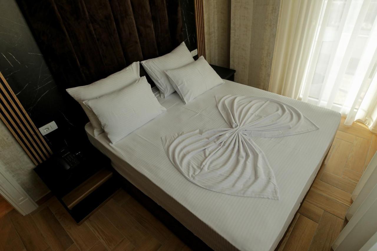 Rozafa Blu Hotel Shëngjin Esterno foto