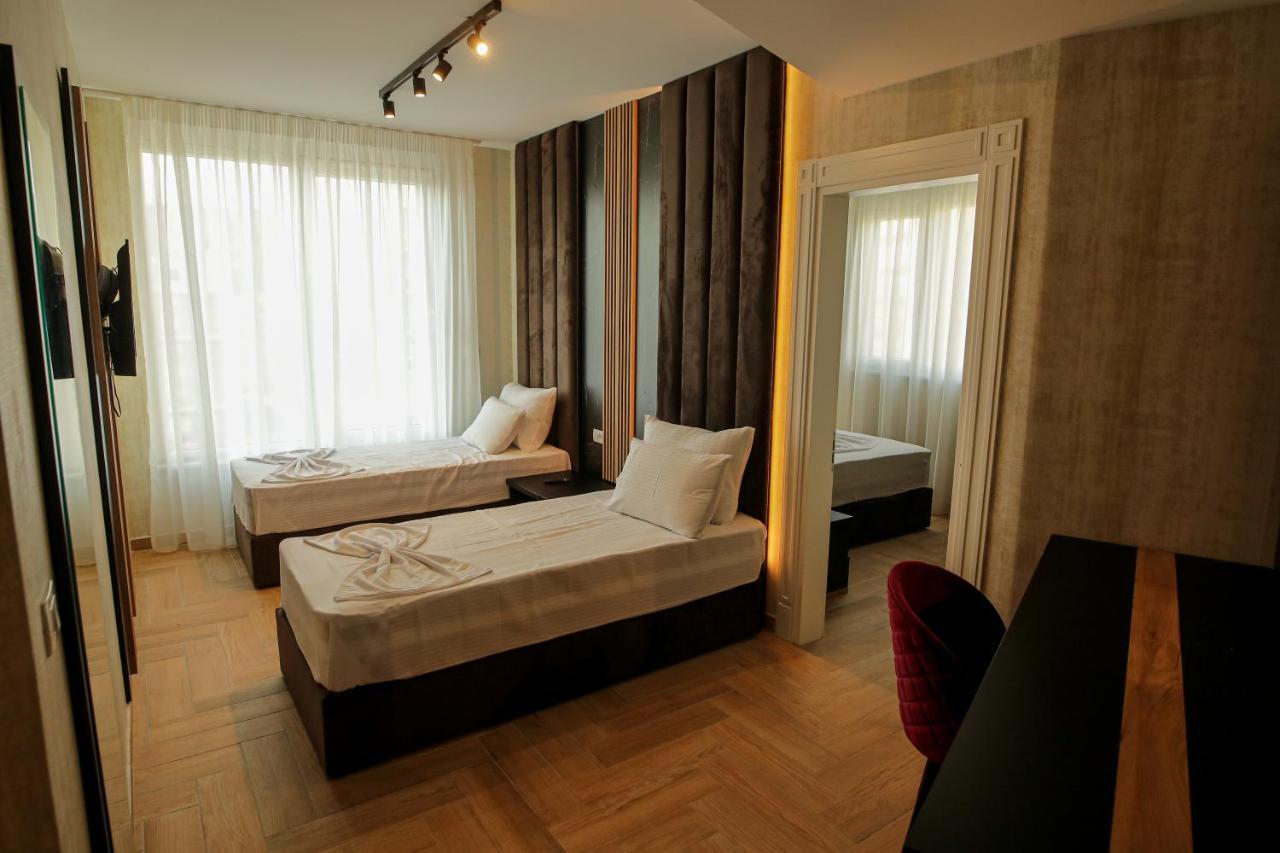 Rozafa Blu Hotel Shëngjin Esterno foto