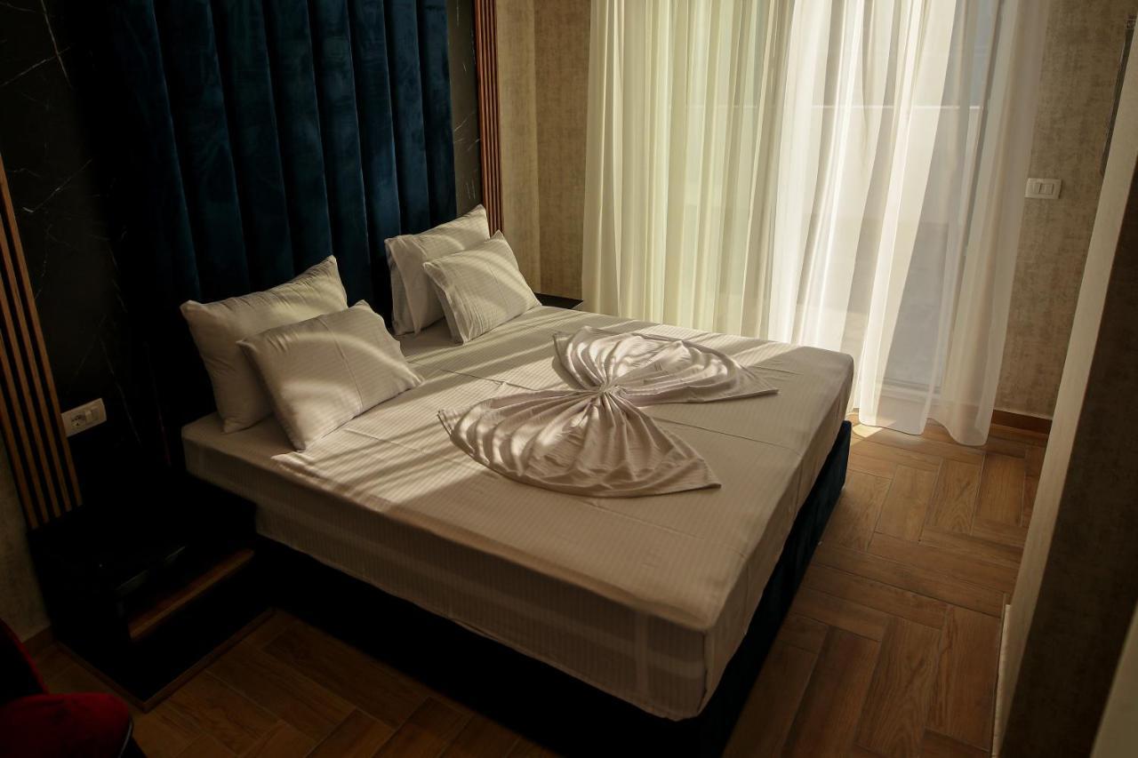Rozafa Blu Hotel Shëngjin Esterno foto