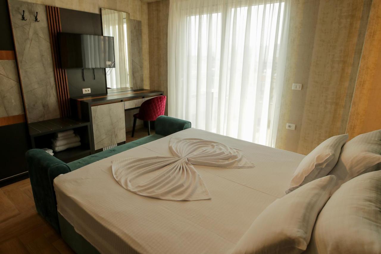 Rozafa Blu Hotel Shëngjin Esterno foto